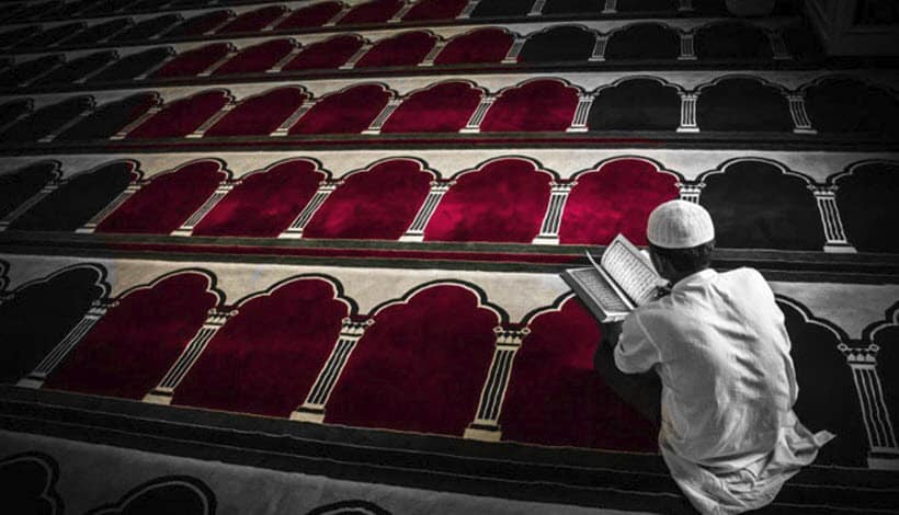 sovershenie odobryaemogo i otstranenie ot predosuditelnogo