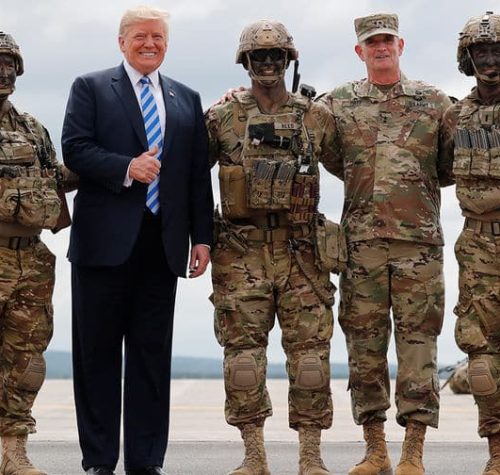 Prezident SSHA Donalda Tramp podtverdil chto amerikanskie voi ska pokinut Siriyu x