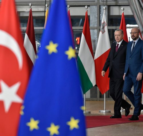 udalos li Erdoganu shantazhirovat Evropu problemoi bezhentsev scaled x
