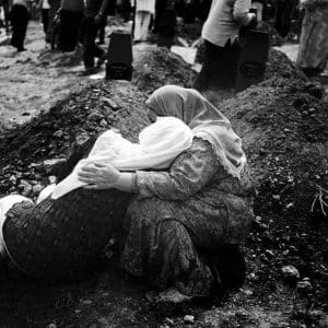 CHetvert veka nezazhivshei rany ot rezni v Srebrenitse x